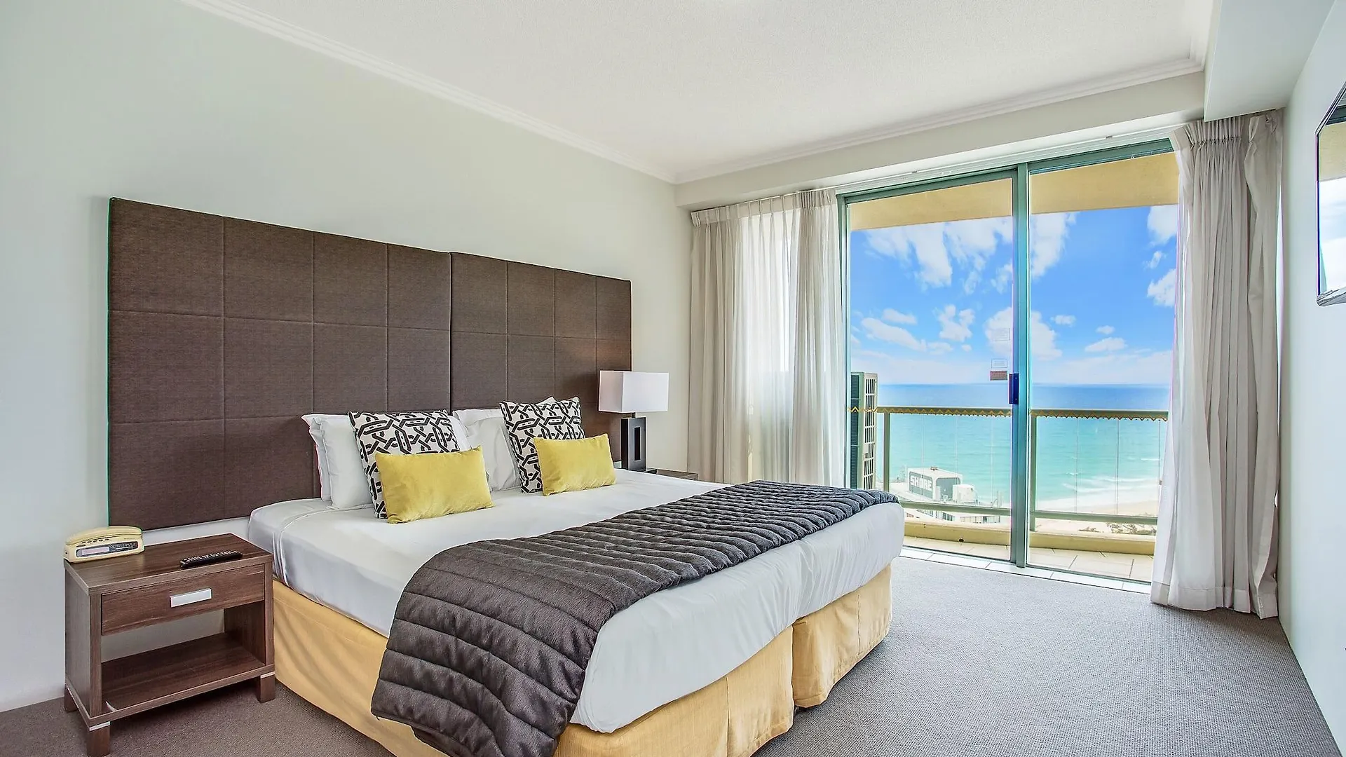 Mantra Sun City Gold Coast