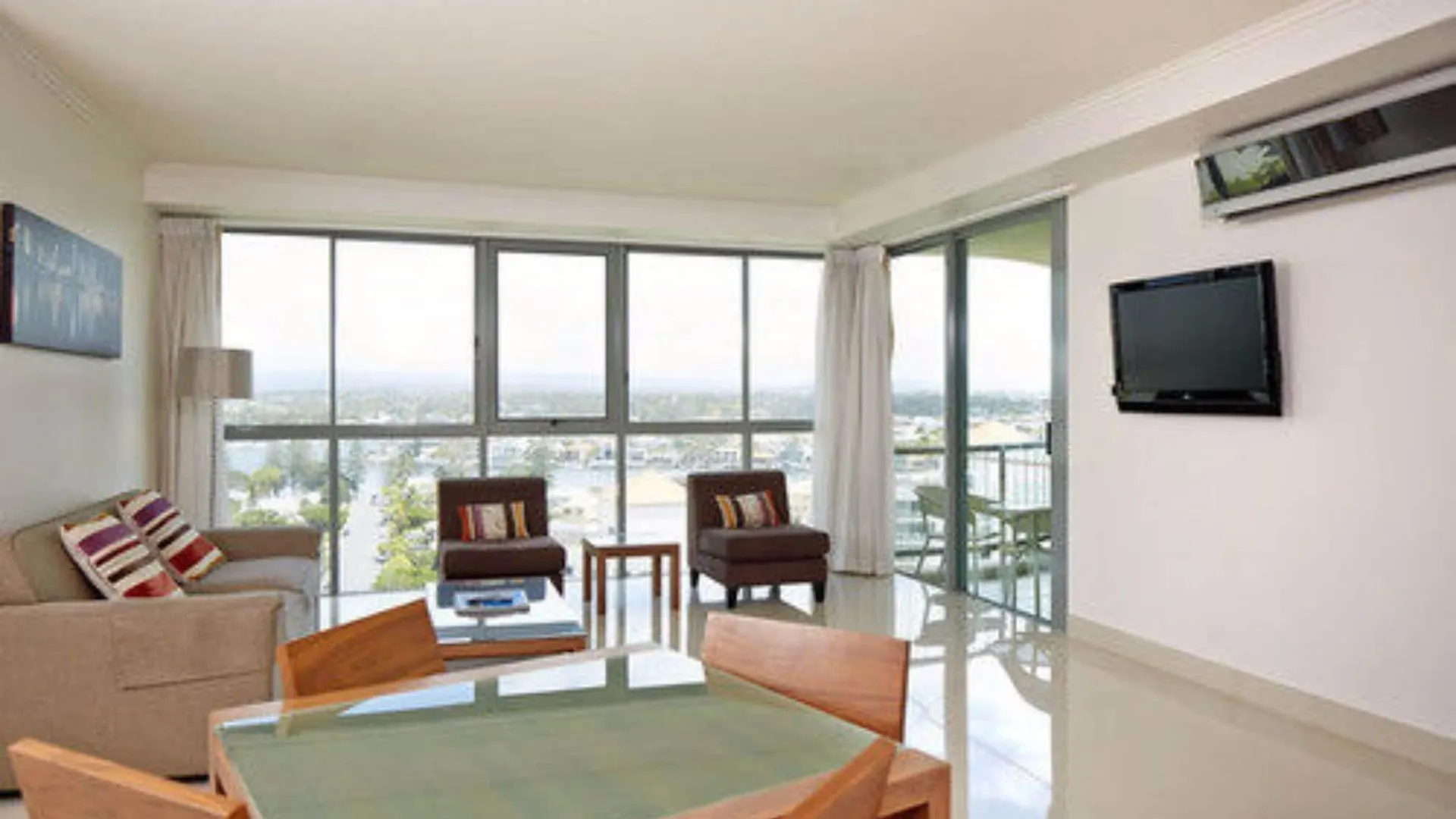 Aparthotel Mantra Sun City Gold Coast
